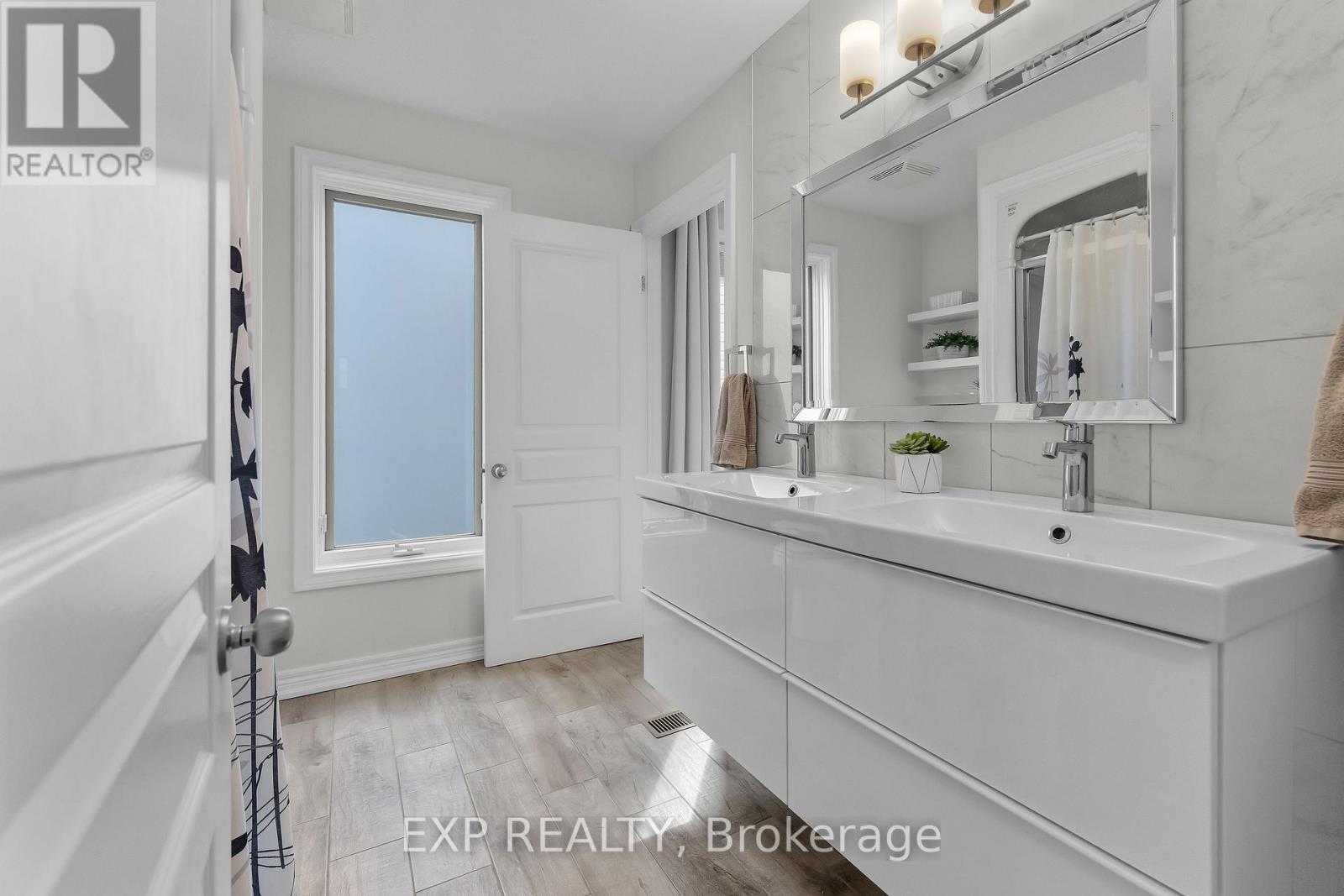 7032 KELLY DRIVE, Niagara Falls (Forestview), Ontario, L2H3J9 — Photo 21