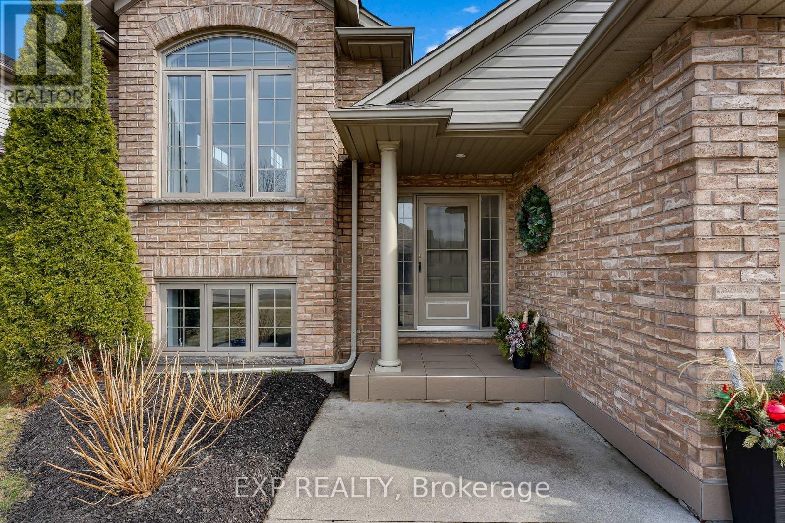 7032 KELLY DRIVE, Niagara Falls (Forestview), Ontario, L2H3J9 — Photo 40