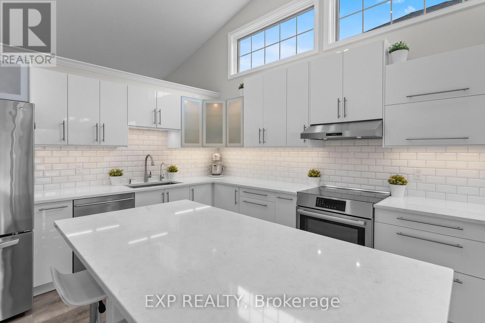 7032 KELLY DRIVE, Niagara Falls (Forestview), Ontario, L2H3J9 — Photo 5