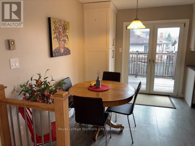 45 SABLE CRESCENT, North Bay (Birchaven), Ontario, P1A3X6 — Photo 3