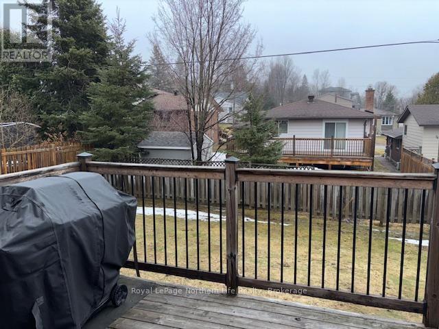 45 SABLE CRESCENT, North Bay (Birchaven), Ontario, P1A3X6 — Photo 35