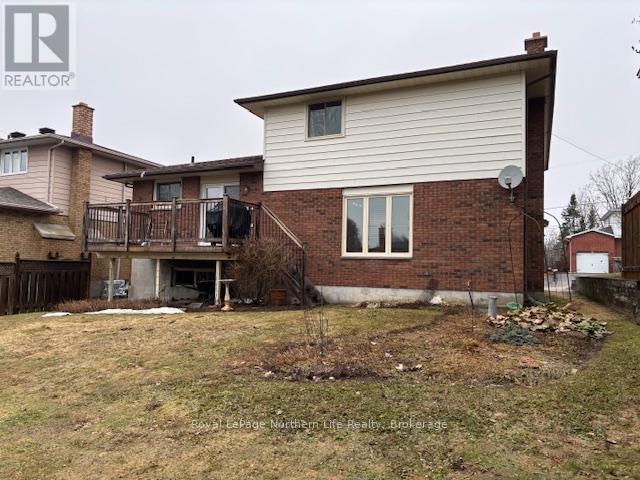 45 SABLE CRESCENT, North Bay (Birchaven), Ontario, P1A3X6 — Photo 40