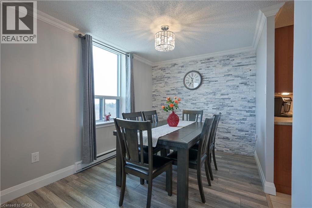 35 GREEN VALLEY Drive Unit# 1612, Kitchener, Ontario, N2P2A5 — Photo 10