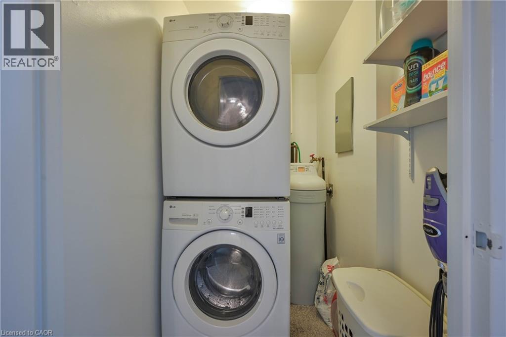 35 GREEN VALLEY Drive Unit# 1612, Kitchener, Ontario, N2P2A5 — Photo 22