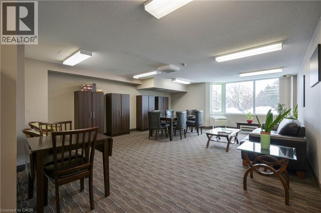 35 GREEN VALLEY Drive Unit# 1612, Kitchener, Ontario, N2P2A5 — Photo 23