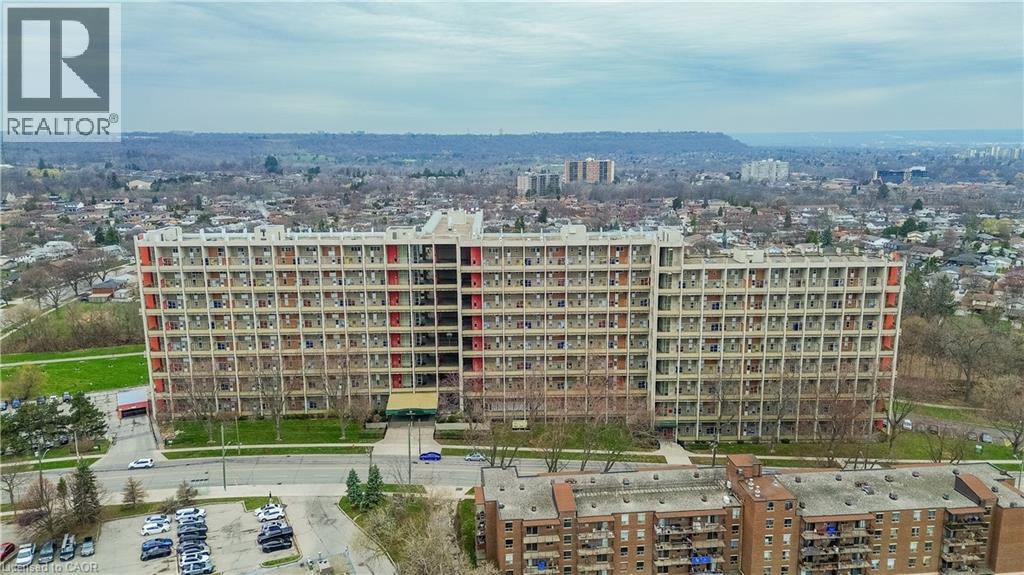350 QUIGLEY Road Unit# 811, Hamilton, Ontario, L8K5N2 — Photo 2