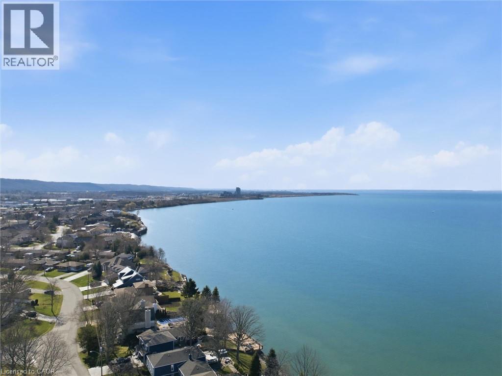 35 VIKING Drive, Grimsby, Ontario, L3M3V2 — Photo 14