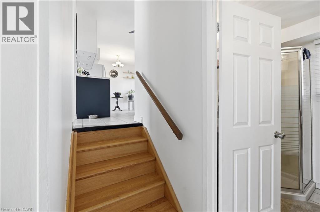 35 VIKING Drive, Grimsby, Ontario, L3M3V2 — Photo 39