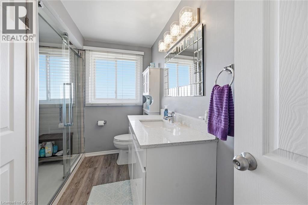 35 VIKING Drive, Grimsby, Ontario, L3M3V2 — Photo 47