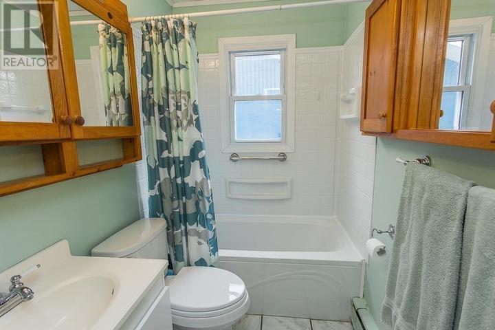 593 Pine ST, Sault Ste. Marie, Ontario, P6B3E8 — Photo 12