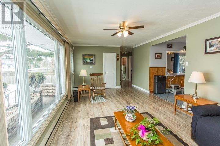 593 Pine ST, Sault Ste. Marie, Ontario, P6B3E8 — Photo 3