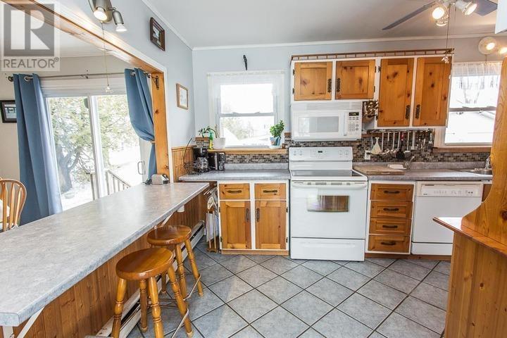 593 Pine ST, Sault Ste. Marie, Ontario, P6B3E8 — Photo 6