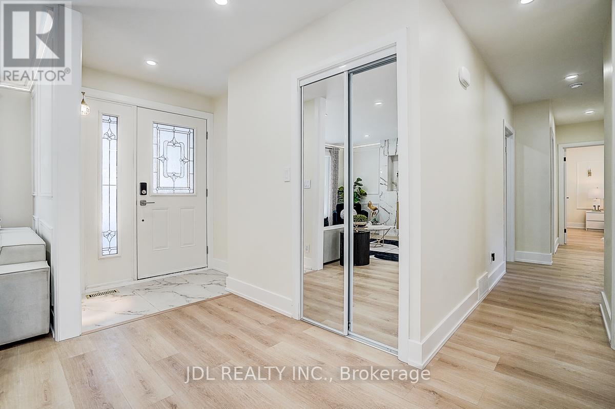 15 CROSSBURN DRIVE, Toronto (Banbury-Don Mills), Ontario, M3B2Z3 — Photo 6