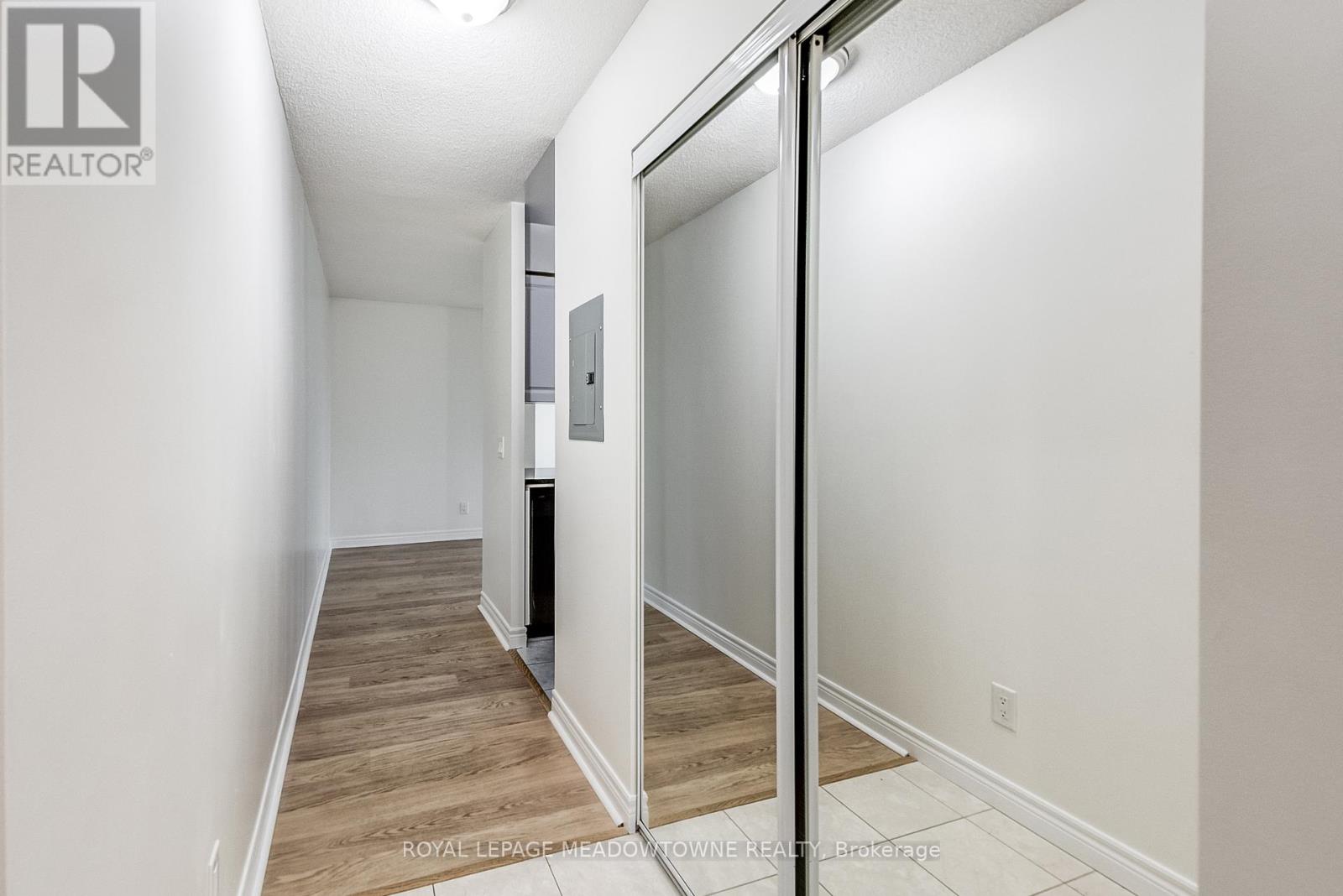 909 - 70 TOWN CENTRE COURT, Toronto (Bendale), Ontario, M1P0B2 — Photo 5