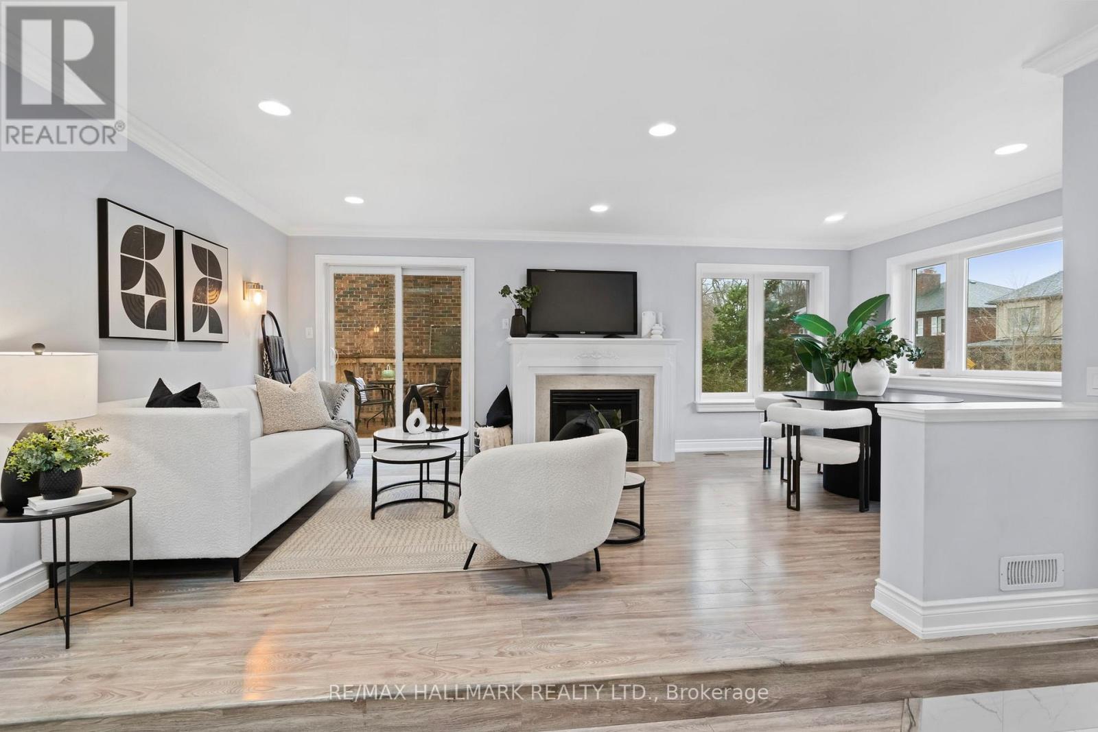 431 BERESFORD AVENUE, Toronto (Runnymede-Bloor West Village), Ontario, M6S3B6 — Photo 9