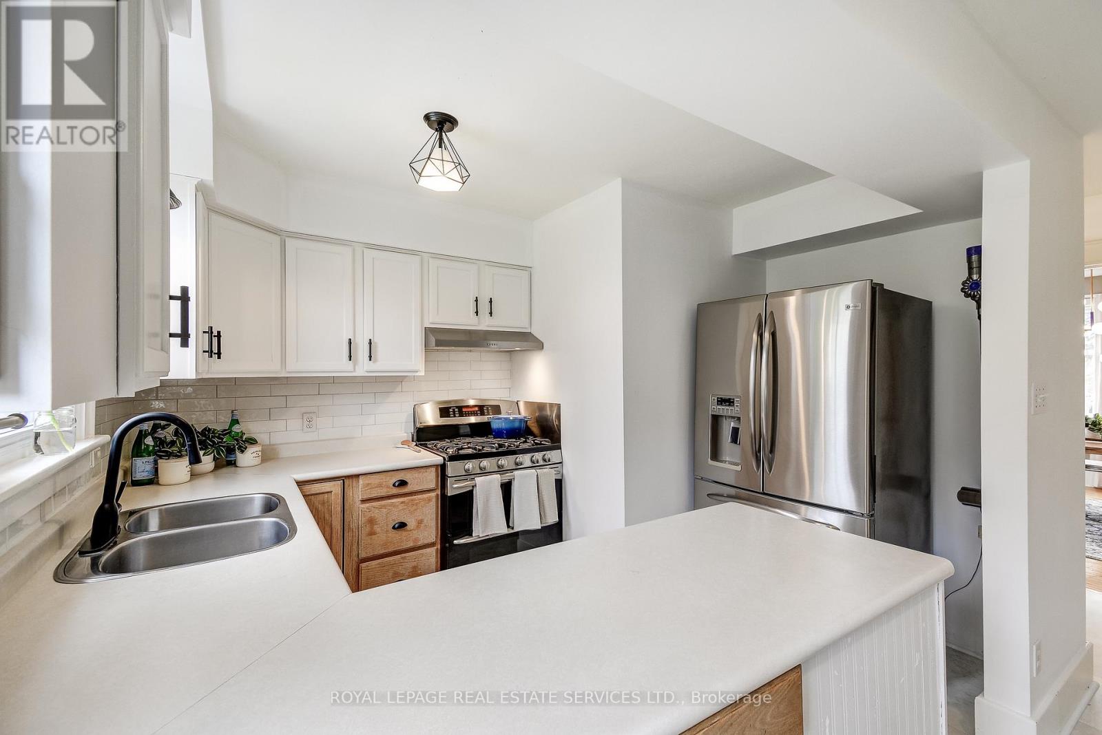 139 LAKE STREET, Grimsby (Grimsby Beach), Ontario, L3M4M6 — Photo 17