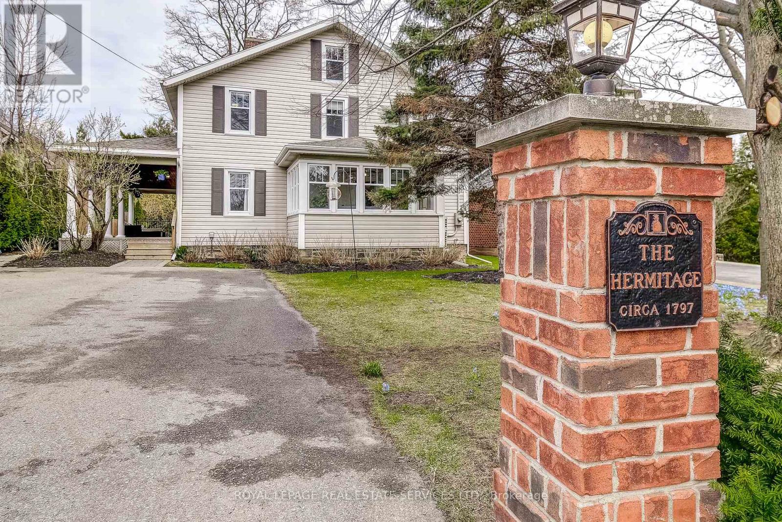 139 LAKE STREET, Grimsby (Grimsby Beach), Ontario, L3M4M6 — Photo 2