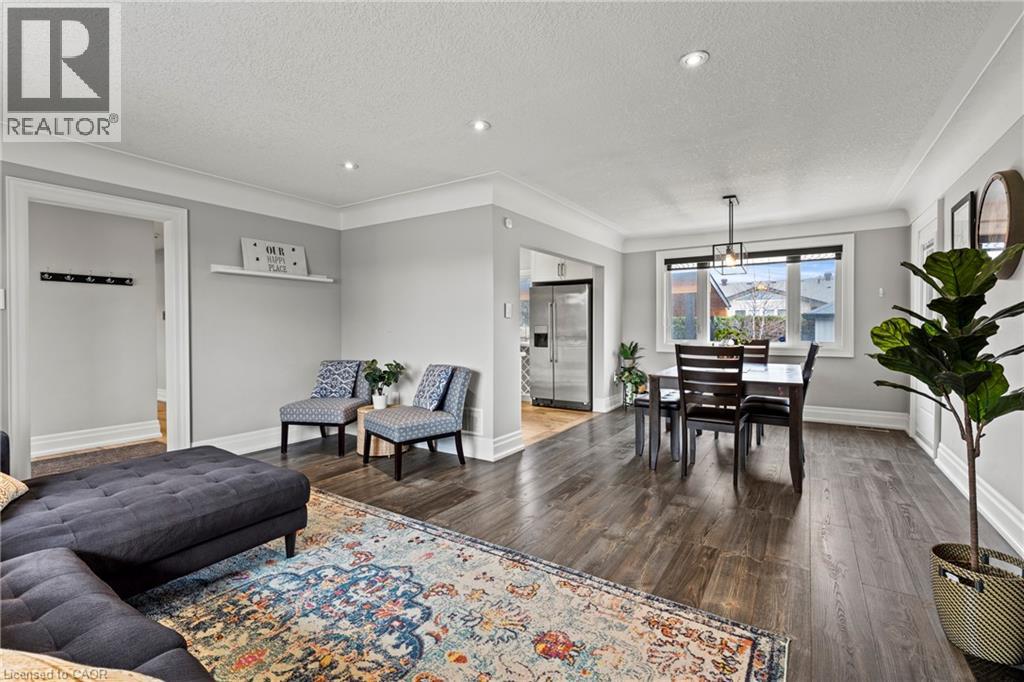 28 BONITA Drive, Hamilton, Ontario, L8G2X3 — Photo 13