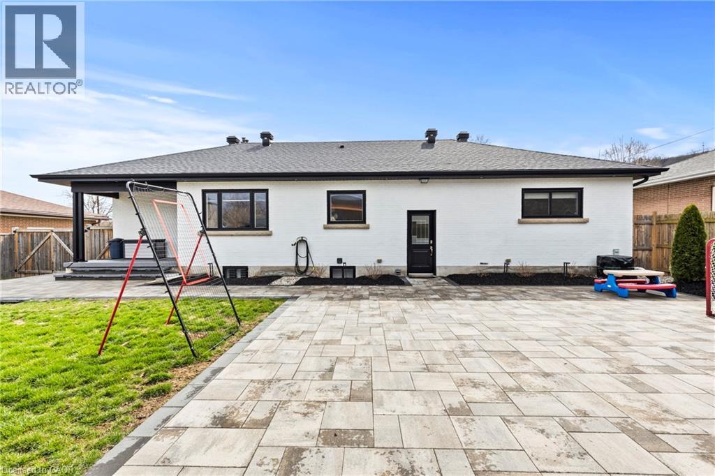 28 BONITA Drive, Hamilton, Ontario, L8G2X3 — Photo 40