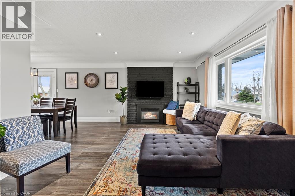 28 BONITA Drive, Hamilton, Ontario, L8G2X3 — Photo 9