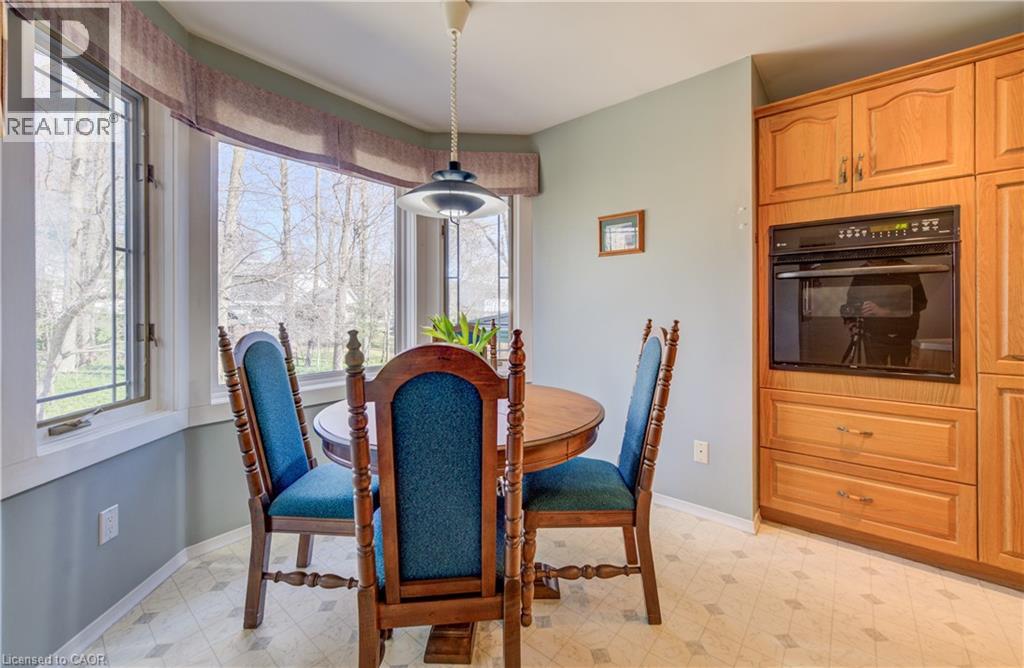 564 GLEN MANOR Boulevard, Waterloo, Ontario, N2L4T6 — Photo 10