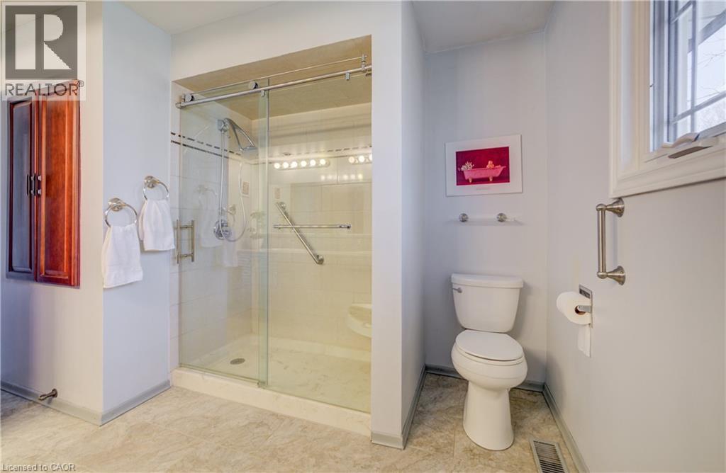 564 GLEN MANOR Boulevard, Waterloo, Ontario, N2L4T6 — Photo 23