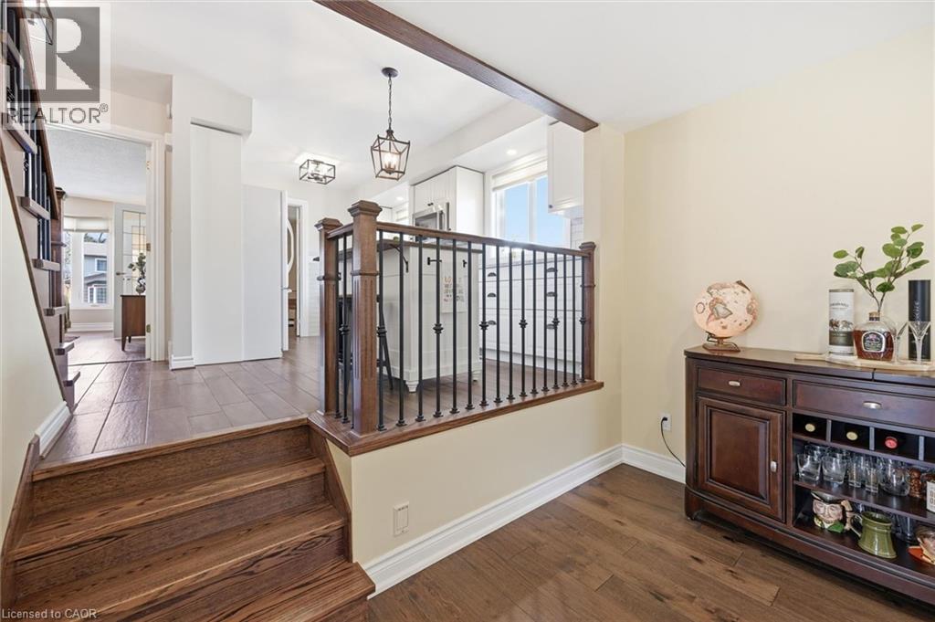 2648 CAVENDISH Drive, Burlington, Ontario, L7P3V7 — Photo 12
