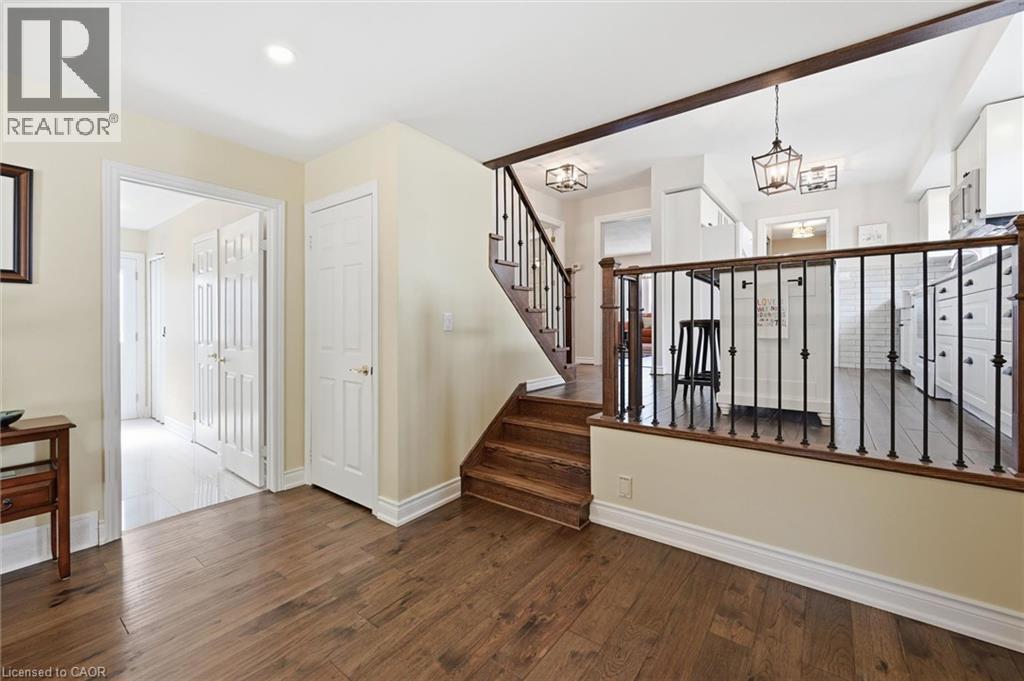 2648 CAVENDISH Drive, Burlington, Ontario, L7P3V7 — Photo 13