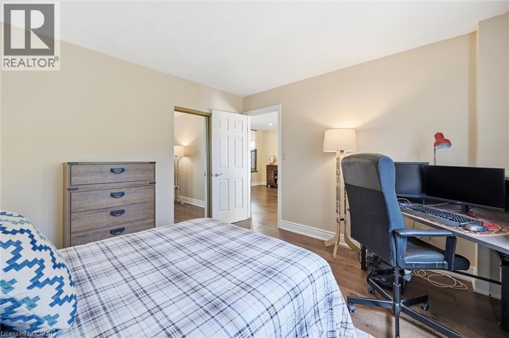 2648 CAVENDISH Drive, Burlington, Ontario, L7P3V7 — Photo 18