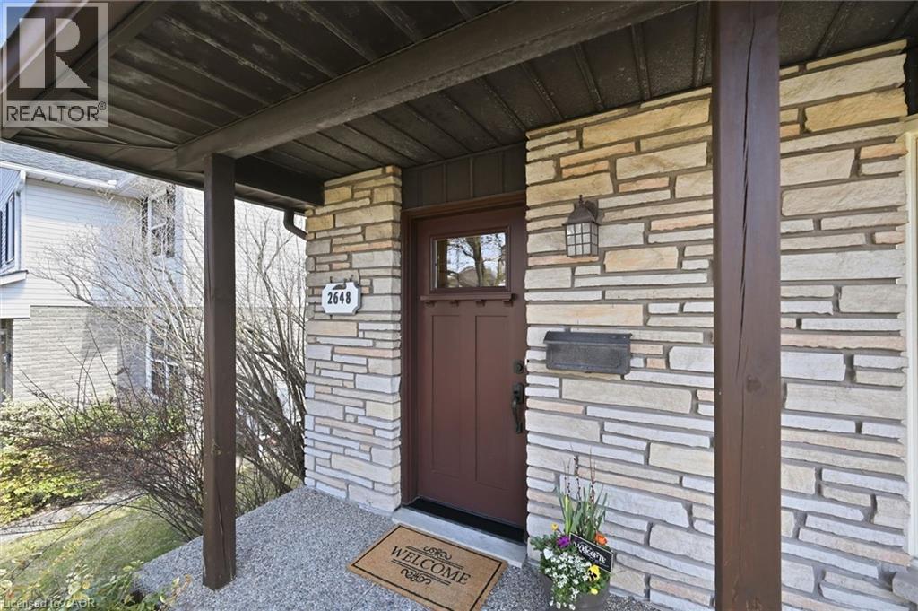 2648 CAVENDISH Drive, Burlington, Ontario, L7P3V7 — Photo 2