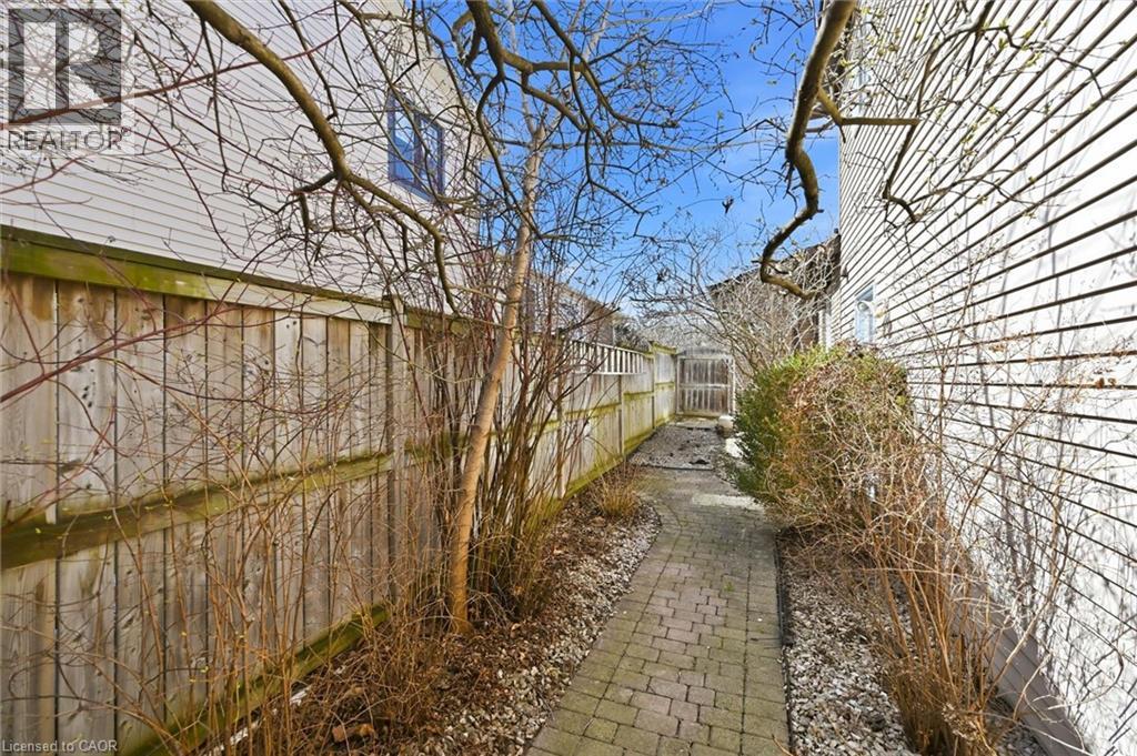 2648 CAVENDISH Drive, Burlington, Ontario, L7P3V7 — Photo 33