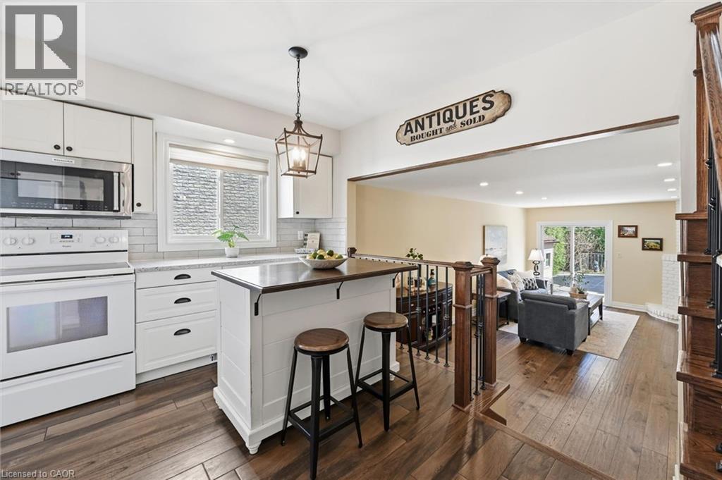 2648 CAVENDISH Drive, Burlington, Ontario, L7P3V7 — Photo 9