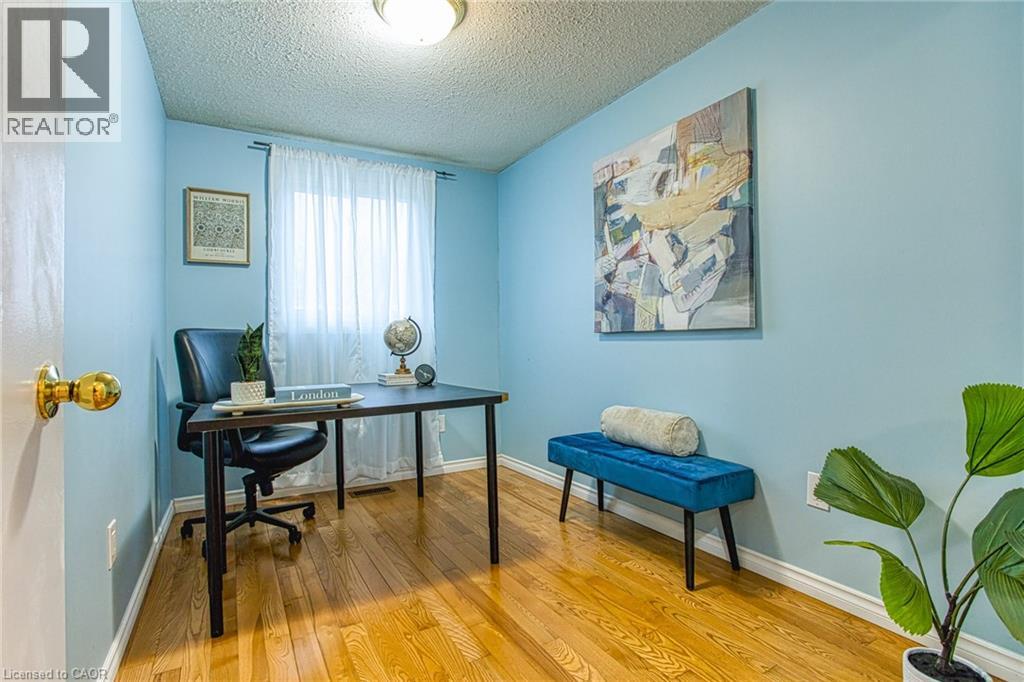 202 GOLDEN ORCHARD Drive, Hamilton, Ontario, L9C6J7 — Photo 17