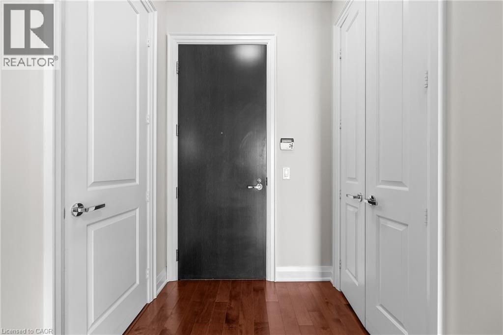 11 BRONTE Road Unit# 702, Oakville, Ontario, L6L0E1 — Photo 5