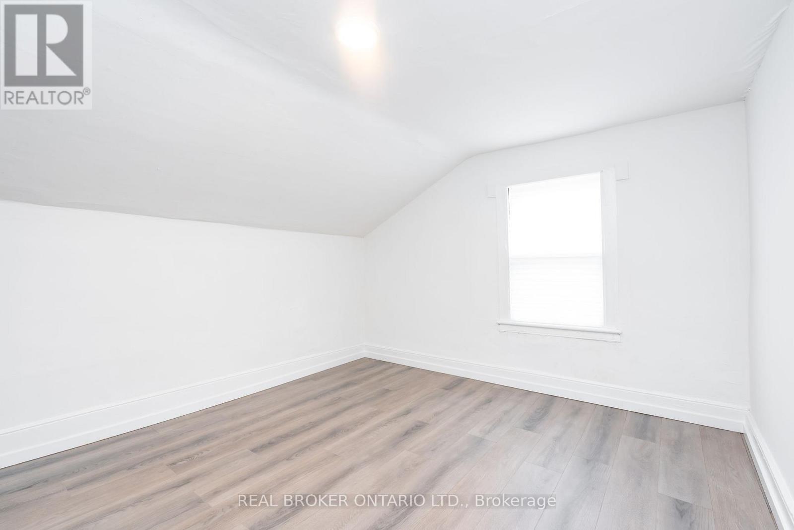 36 & 38 BRUCE STREET, Oshawa (Central), Ontario, L1H1P7 — Photo 16