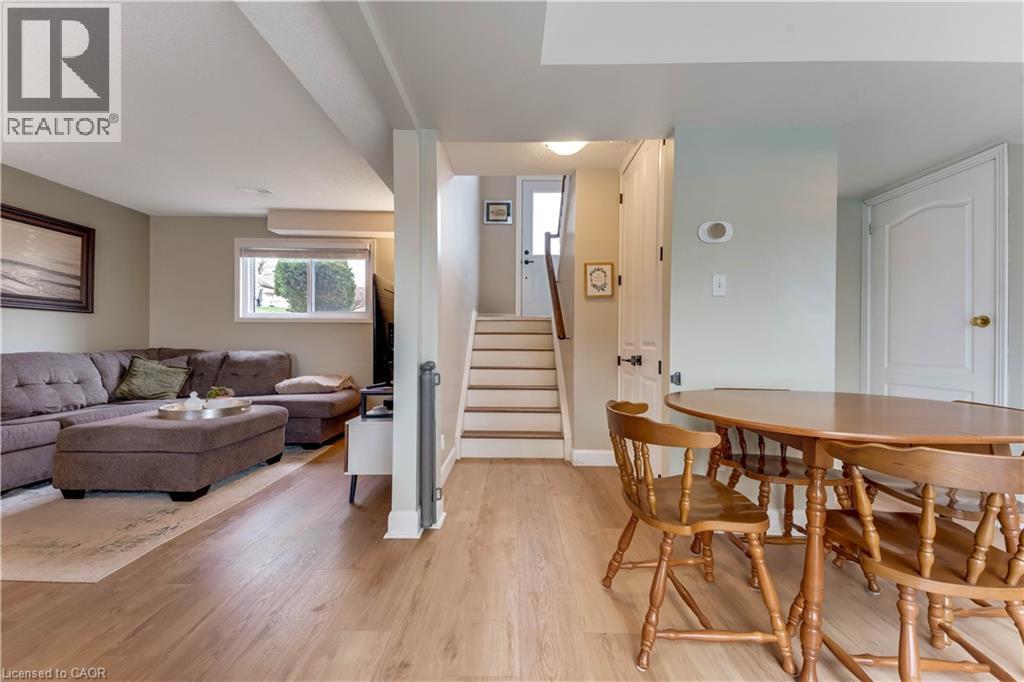 99 CANROBERT Street, Woodstock, Ontario, N4S8X5 — Photo 10