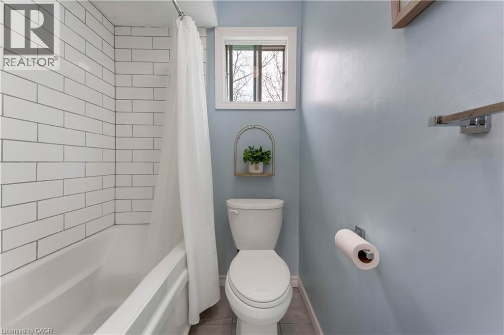 99 CANROBERT Street, Woodstock, Ontario, N4S8X5 — Photo 21