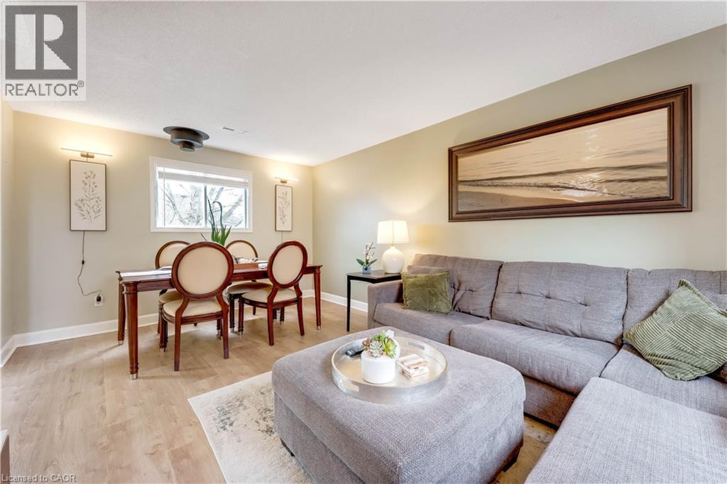 99 CANROBERT Street, Woodstock, Ontario, N4S8X5 — Photo 3