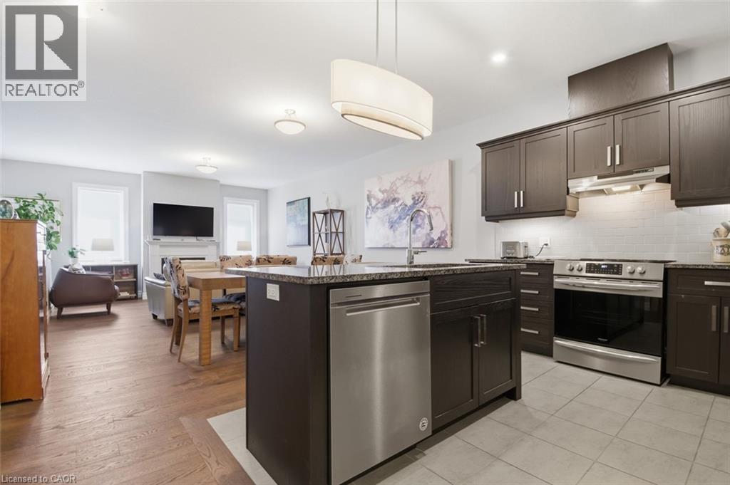 18 BORDEN Trail, Welland, Ontario, L3C0H1 — Photo 13