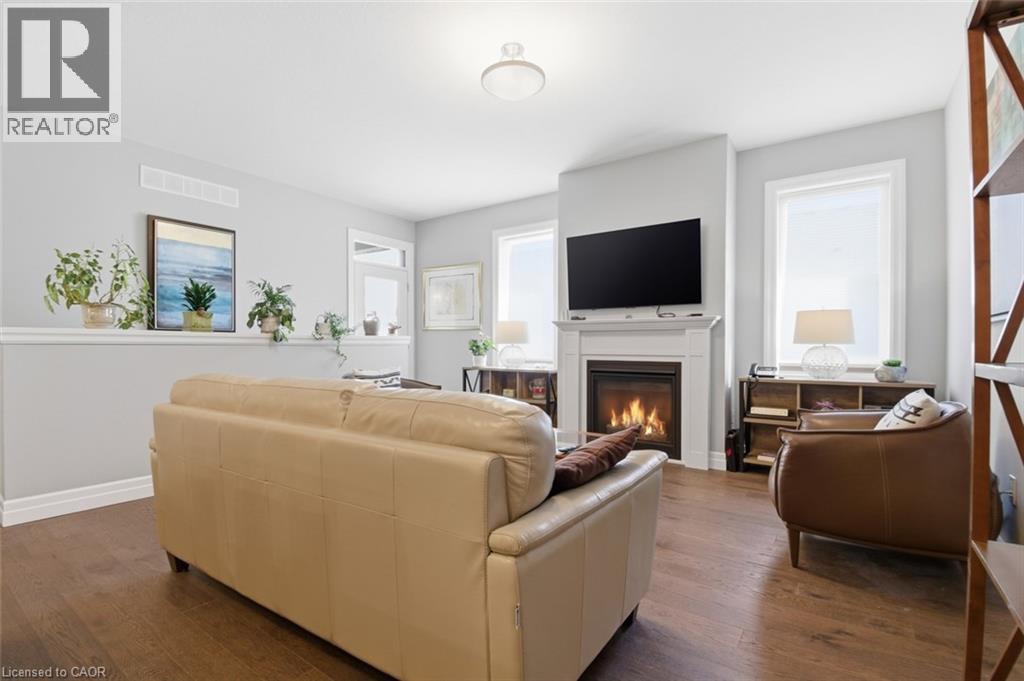 18 BORDEN Trail, Welland, Ontario, L3C0H1 — Photo 20