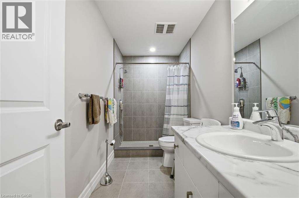 18 BORDEN Trail, Welland, Ontario, L3C0H1 — Photo 27