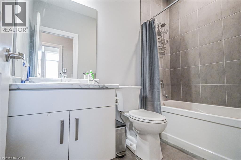 18 BORDEN Trail, Welland, Ontario, L3C0H1 — Photo 38