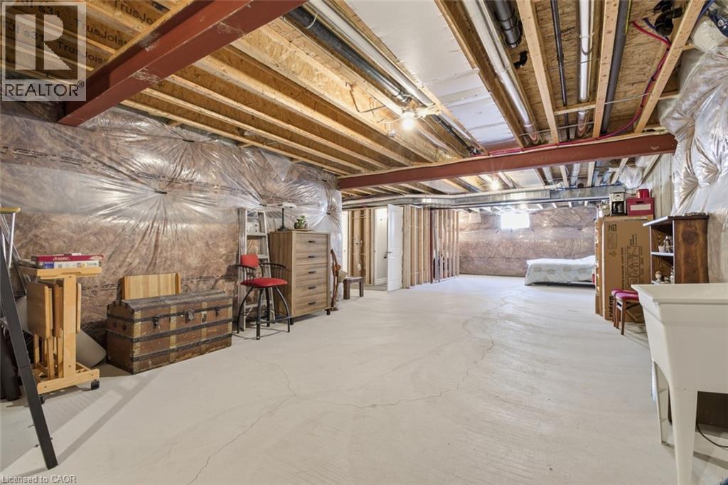 18 BORDEN Trail, Welland, Ontario, L3C0H1 — Photo 41