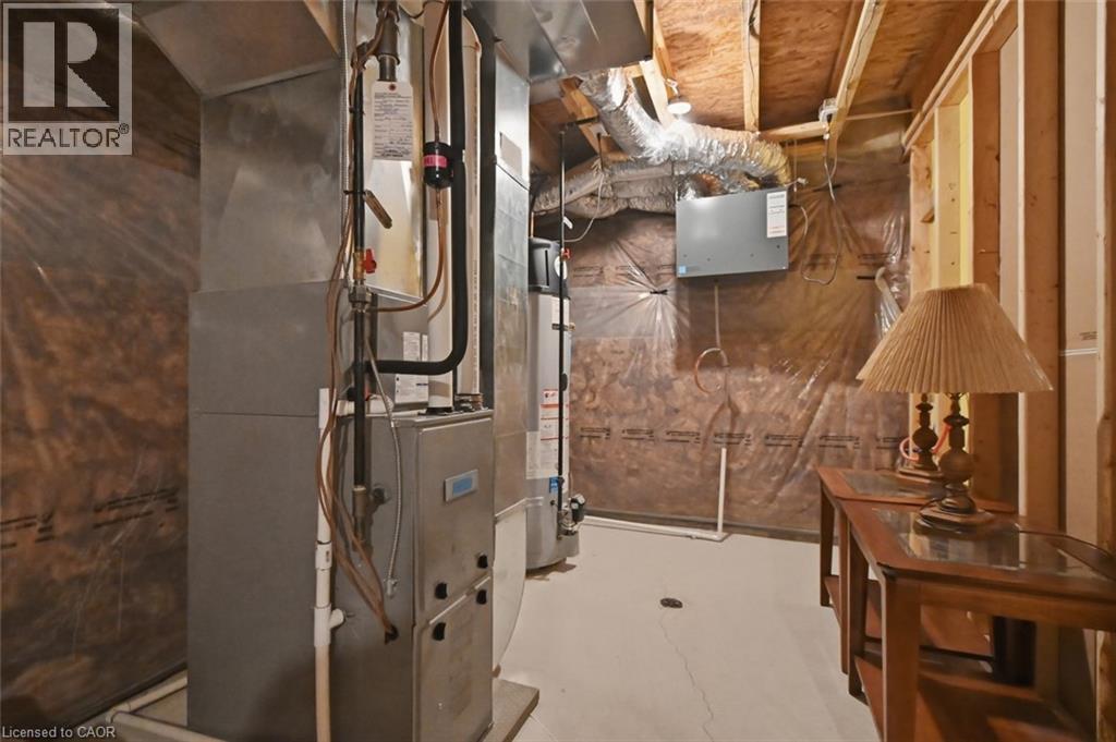 18 BORDEN Trail, Welland, Ontario, L3C0H1 — Photo 43