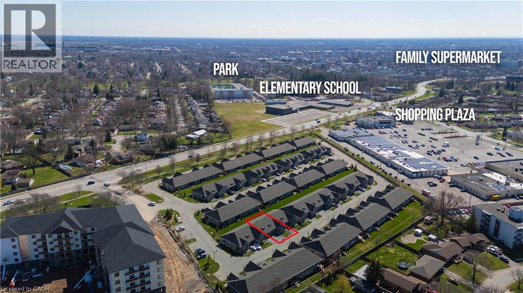 18 BORDEN Trail, Welland, Ontario, L3C0H1 — Photo 5