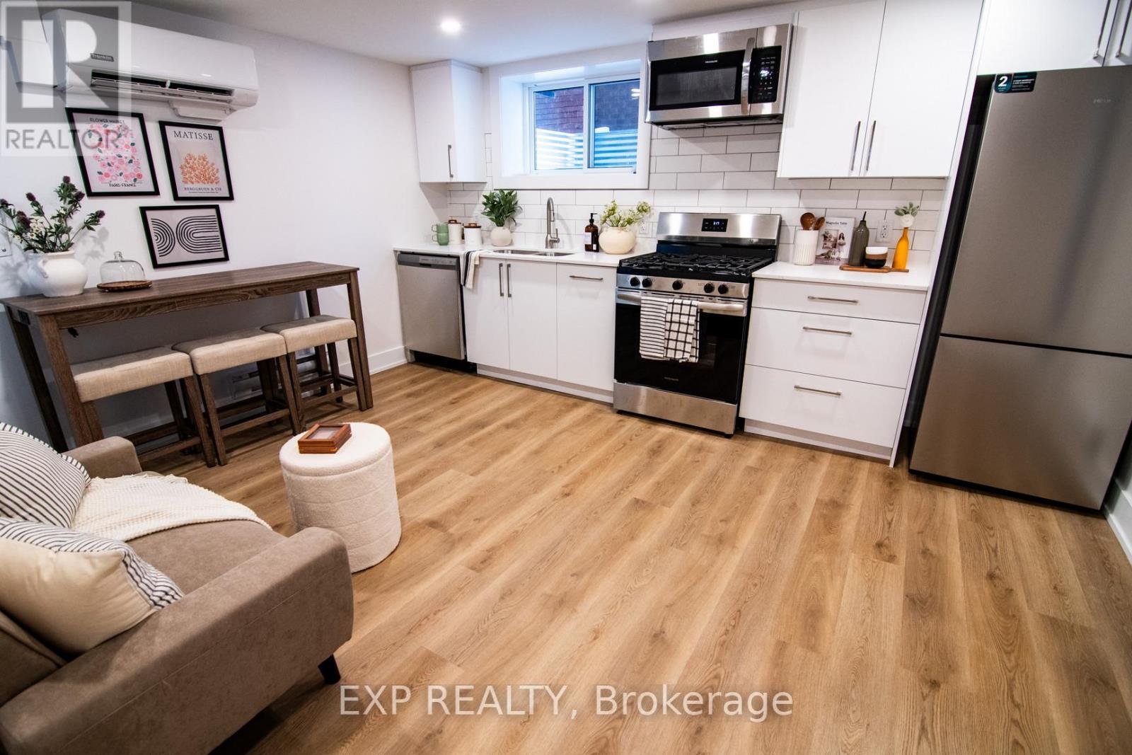 142 YOUNG STREET, Ottawa, Ontario, K1Y3P9 — Photo 14