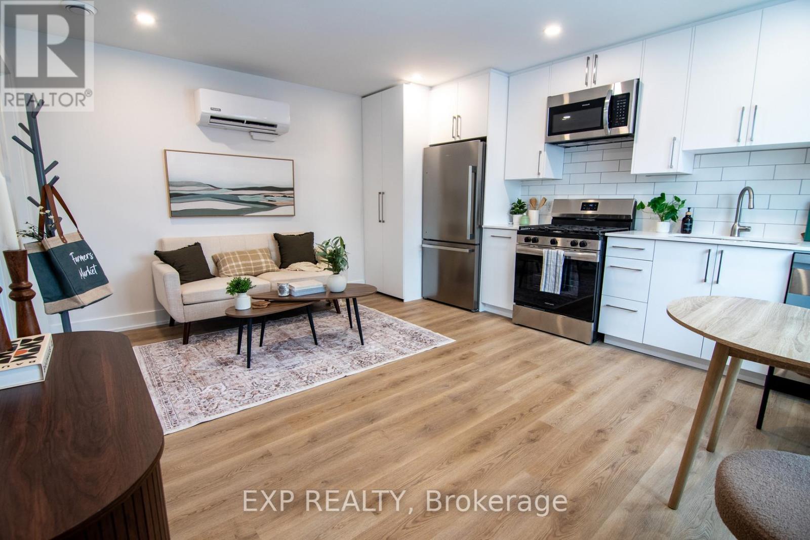 142 YOUNG STREET, Ottawa, Ontario, K1Y3P9 — Photo 5