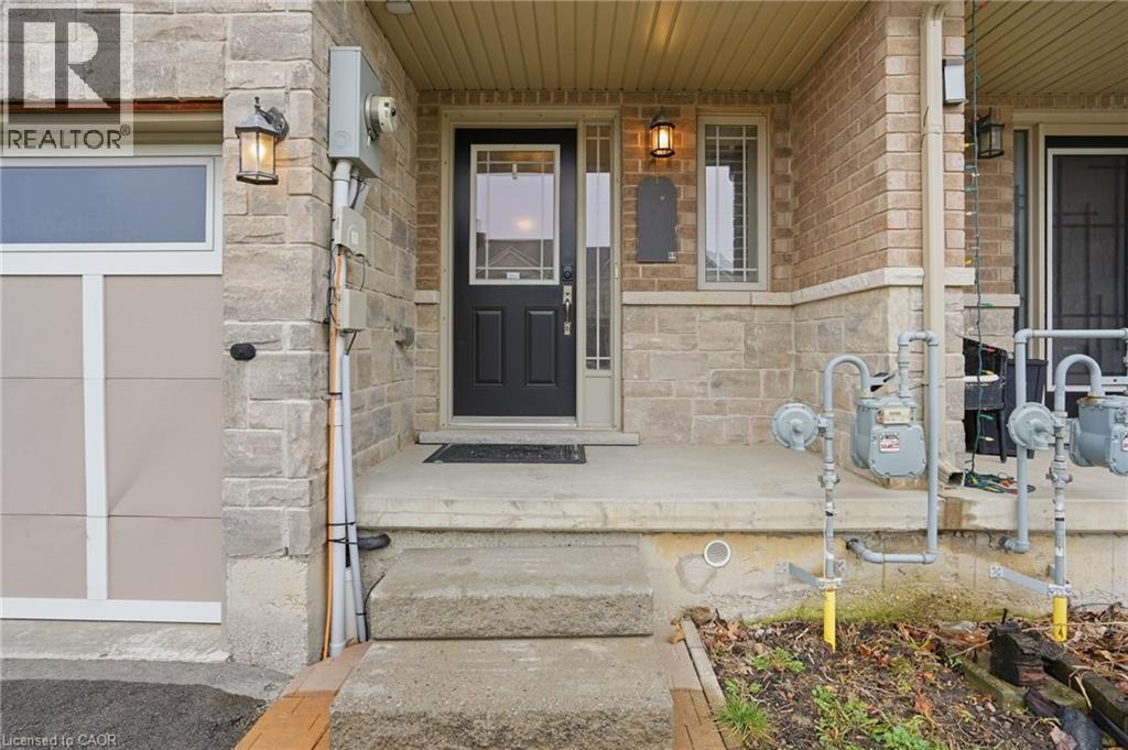91 CHAMOMILE Drive, Hamilton, Ontario, L8W0C1 — Photo 2