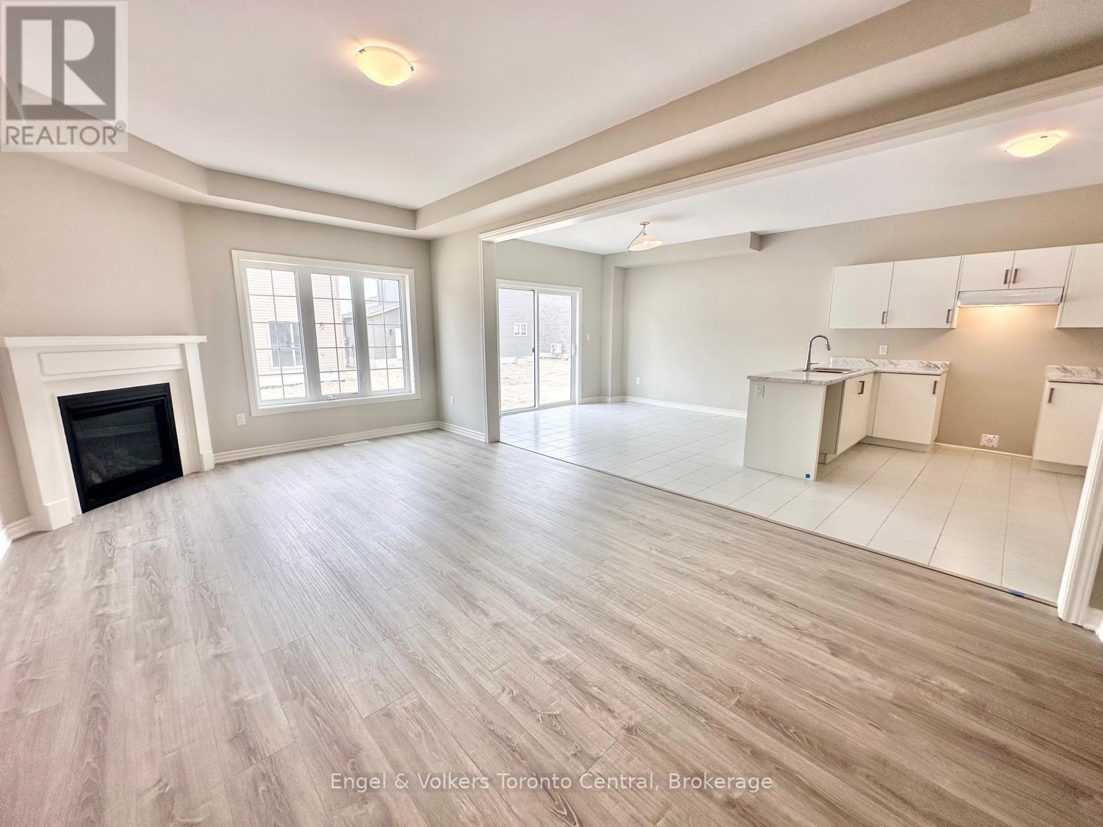 209 CLIPPER DRIVE, Clearview (Stayner), Ontario, L0M1S0 — Photo 10