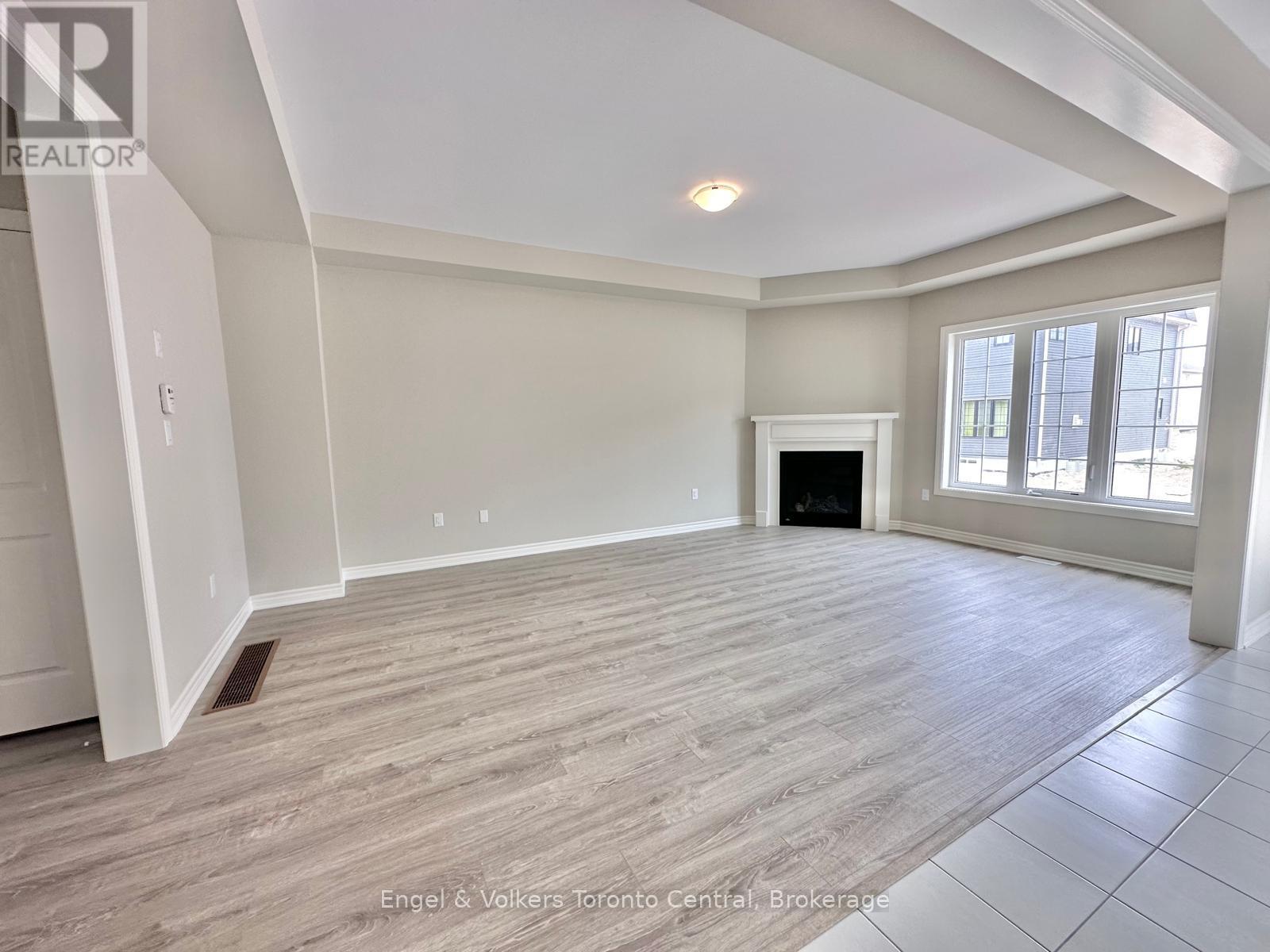 209 CLIPPER DRIVE, Clearview (Stayner), Ontario, L0M1S0 — Photo 5